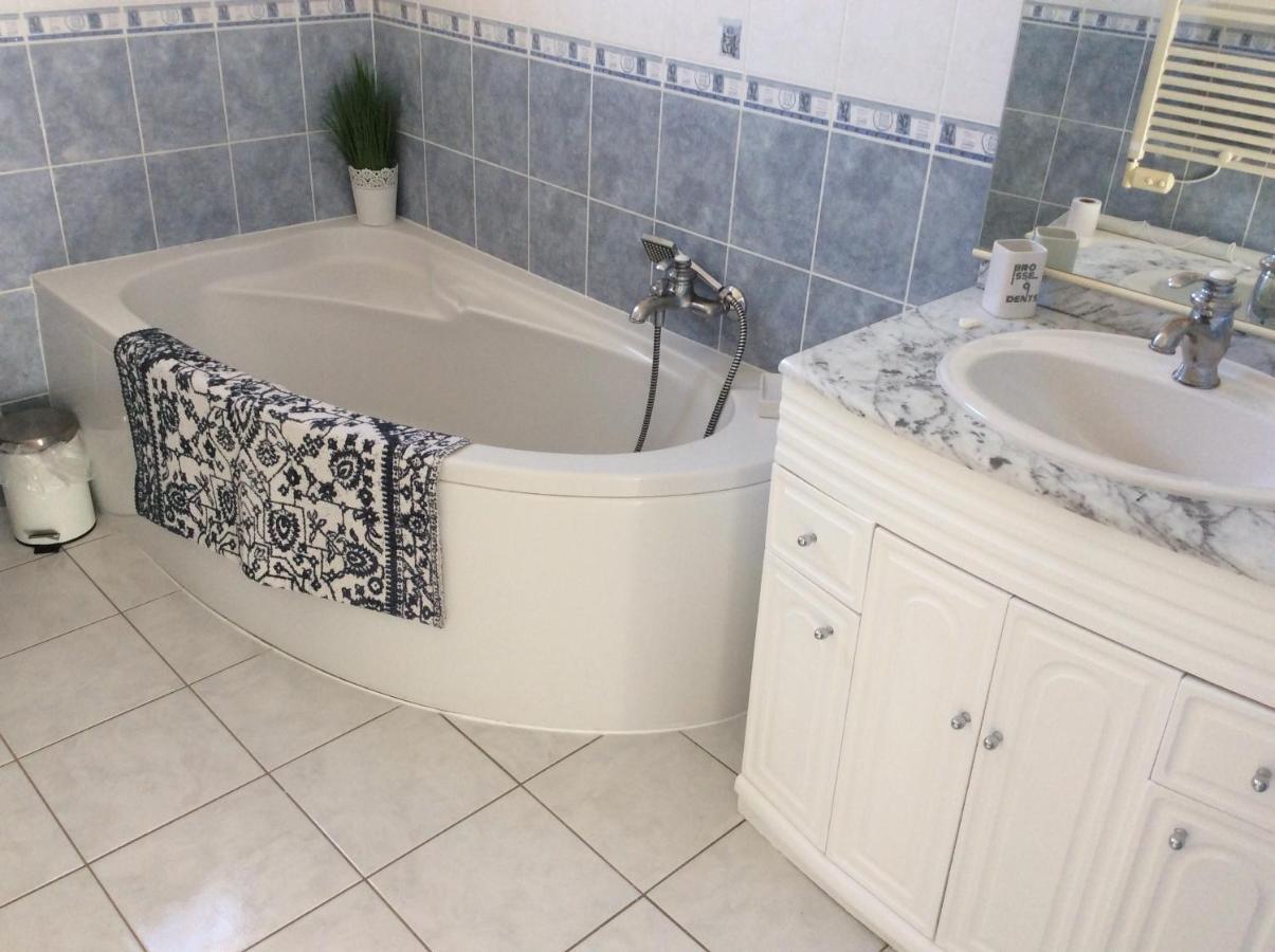 Le Claouraous Calme Bed & Breakfast Canet  Exterior photo